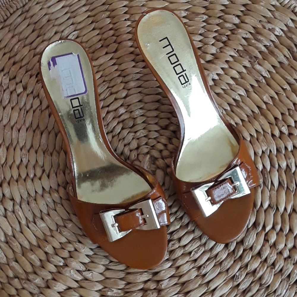 MODA mules
